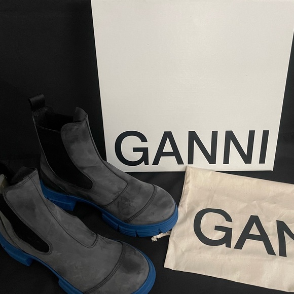 GANNI Women's Blue City Two-tone Rubber Chelsea Boots - Picture 5 of 6